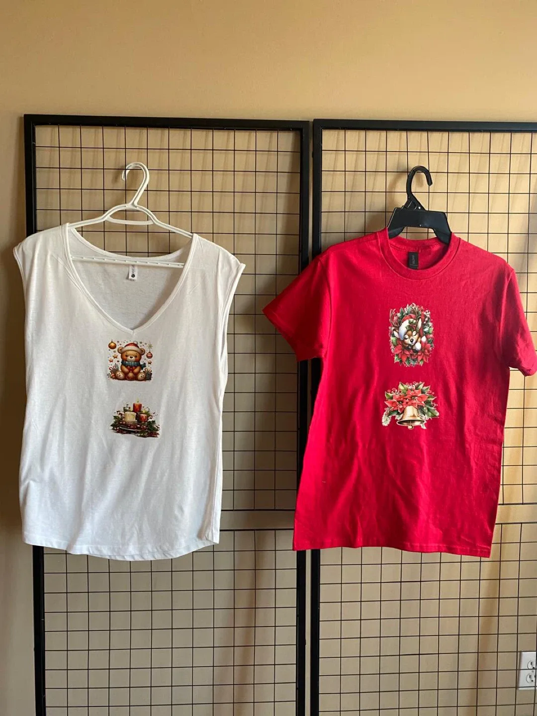 Christmas Graphic T-Shirts image indicator(5)