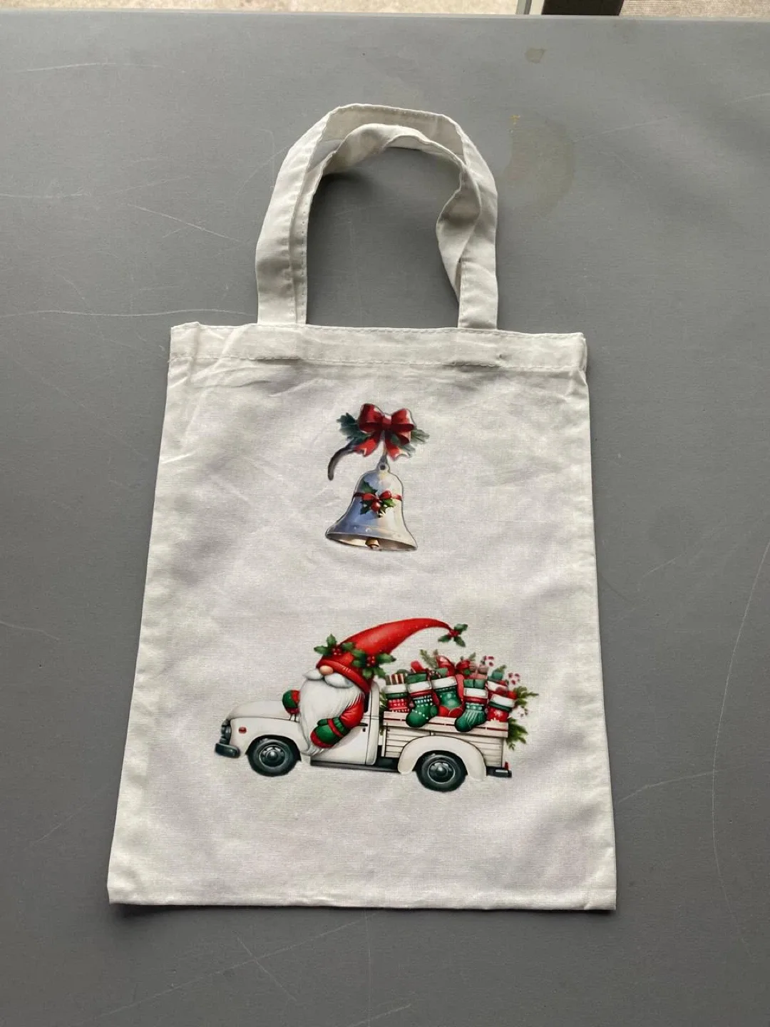 Christmas-themed Tote Bags image indicator(3)