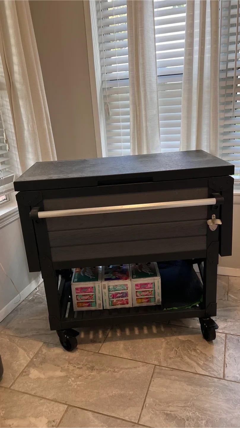 Keter Outdoor Patio Cooler Ice Chest Cart image indicator(2)