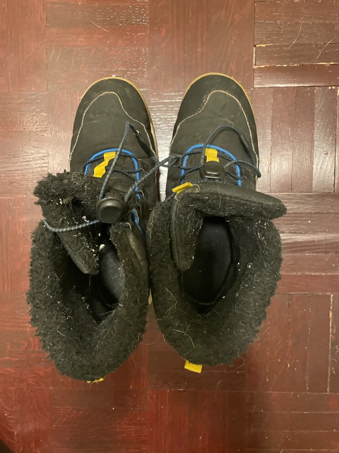 Merrell Winter Boots - Size 6M boys image indicator(2)