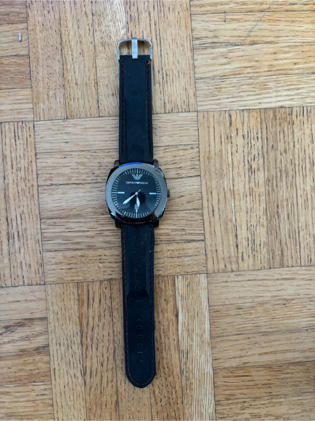 Emporio Armani Men's Watch image indicator(2)