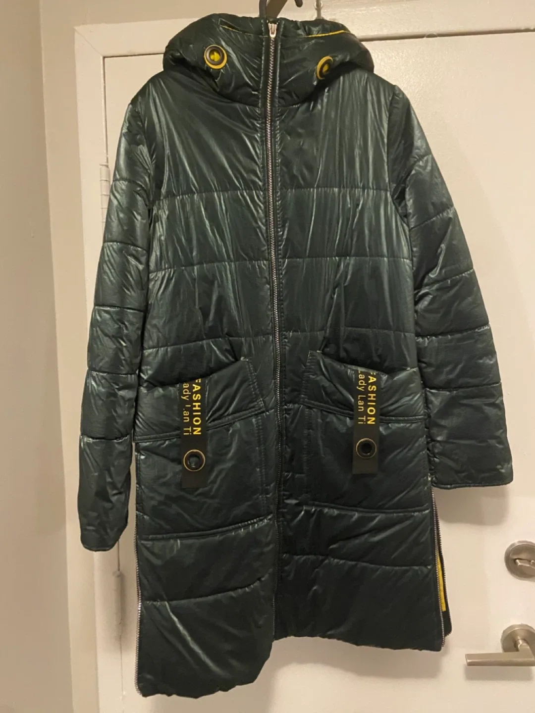 Green & Yellow Puffer Jacket image indicator(5)