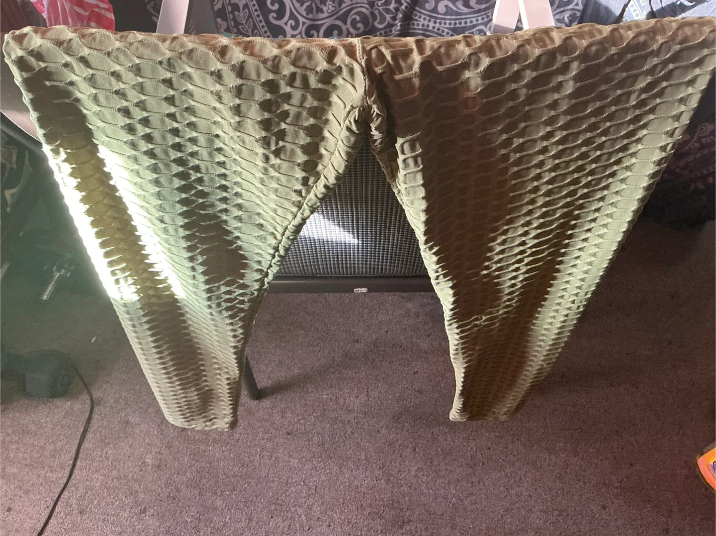 Textured Olive Green Leggings image indicator(7)