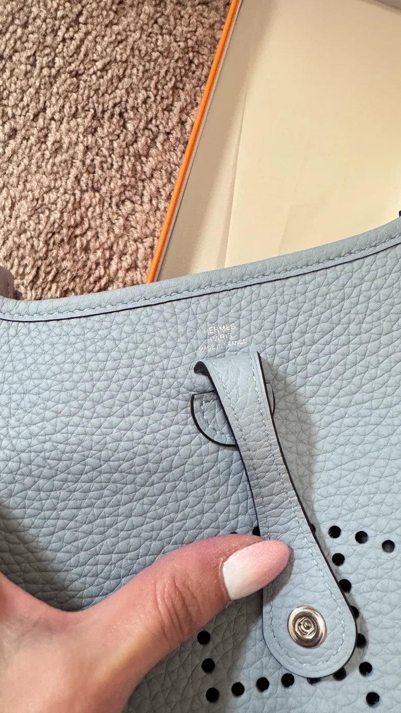 Hermès Evelyne TPM Bag - Bleu Lin image indicator(2)