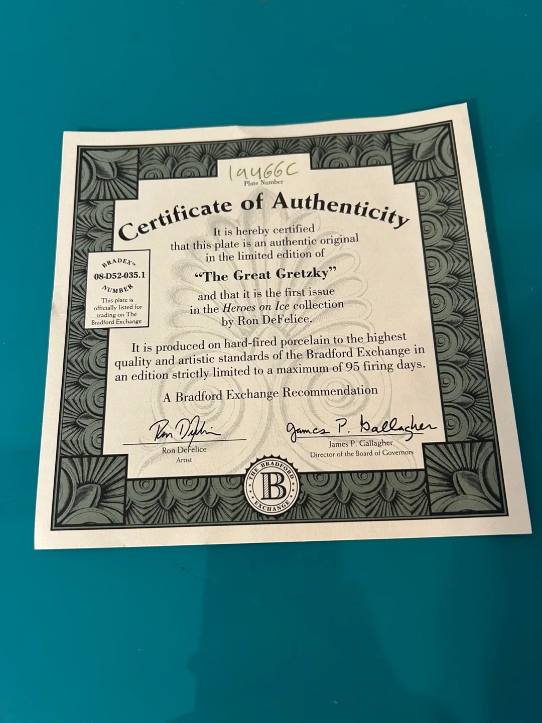 🏒Wayne Gretzky Collector Plate “The Great Gretzky” image indicator(3)