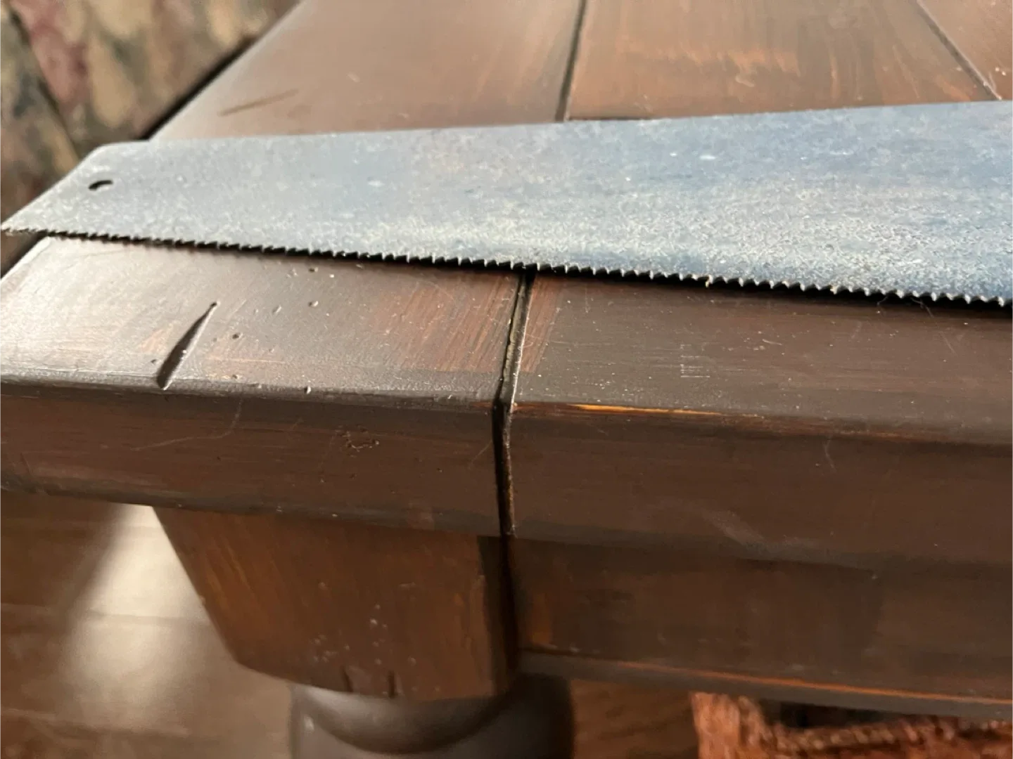 Hand-Painted Decorative Saw image indicator(8)