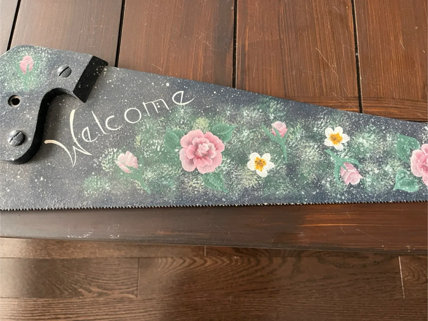 Hand-Painted Decorative Saw image indicator(4)