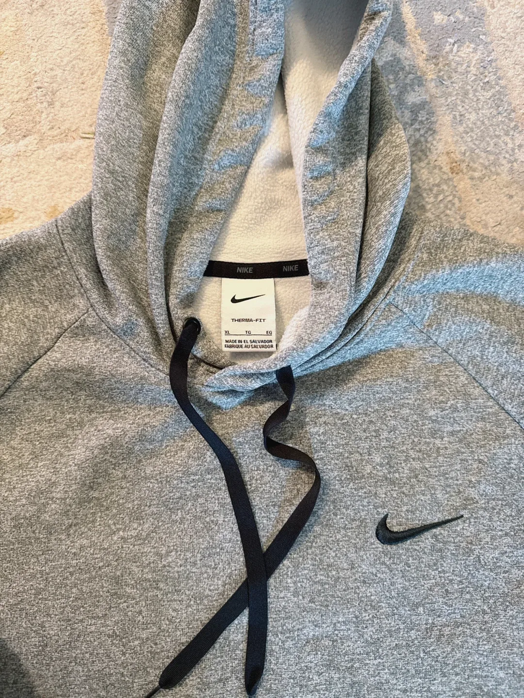 Nike Therma-FIT Gray Hoodie - Size XL image indicator(2)