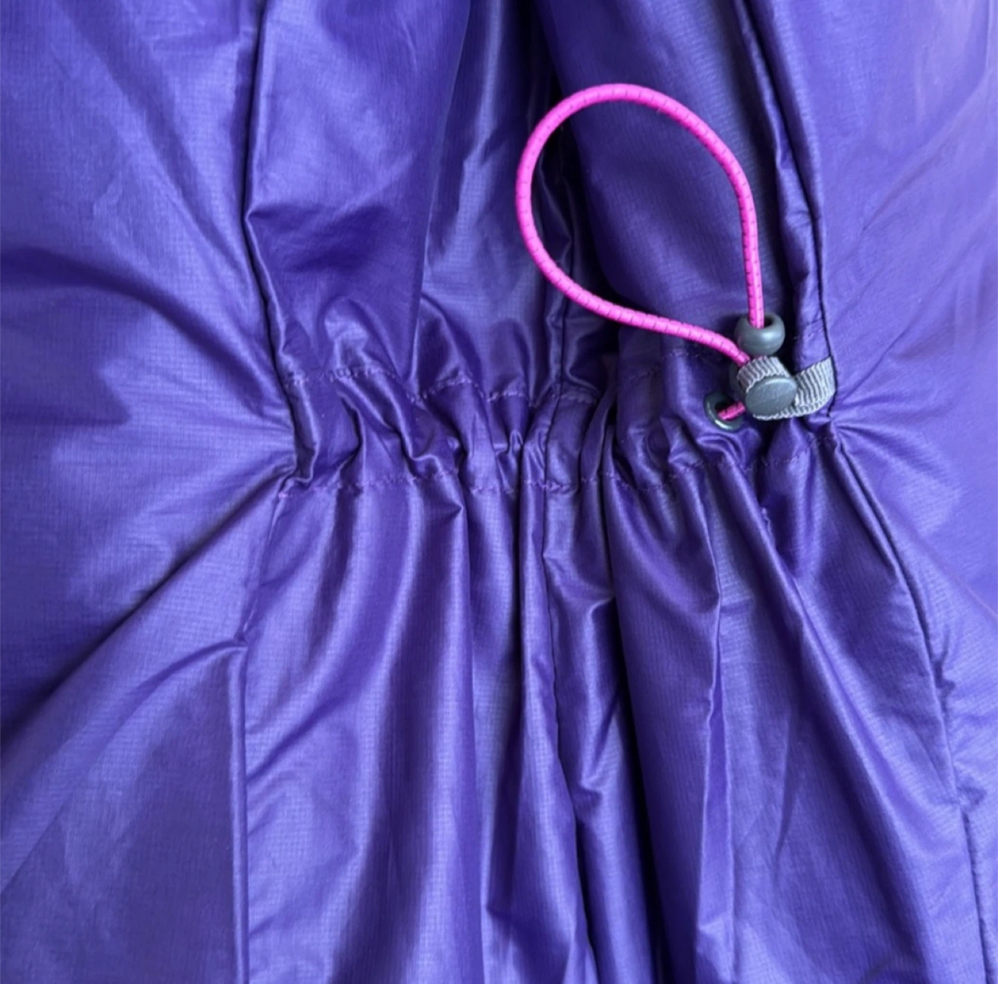 Lululemon Magenta Puffer Vest, Size 12 - photo 4