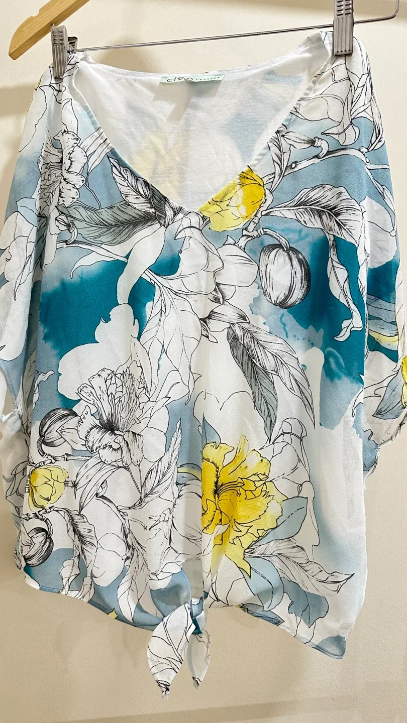 Cleo Blossom Floral Print Top-size Small thumbnail