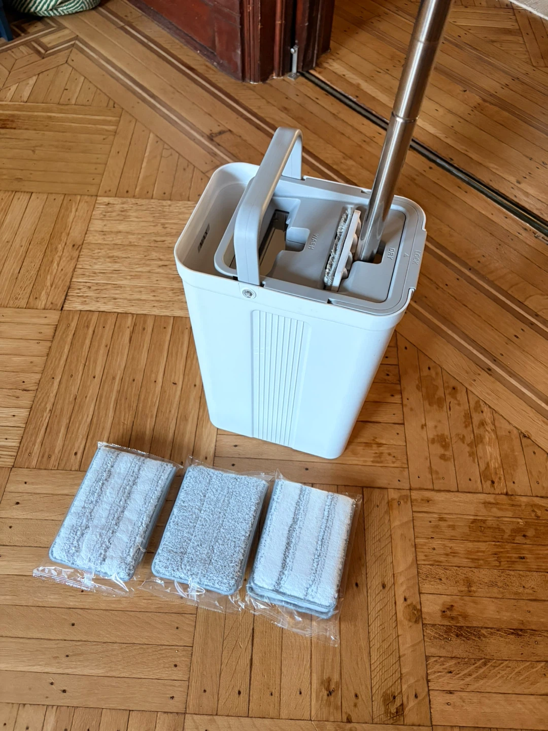 Joymoop Wash Mop with Self-Cleaning Bucket - photo 2