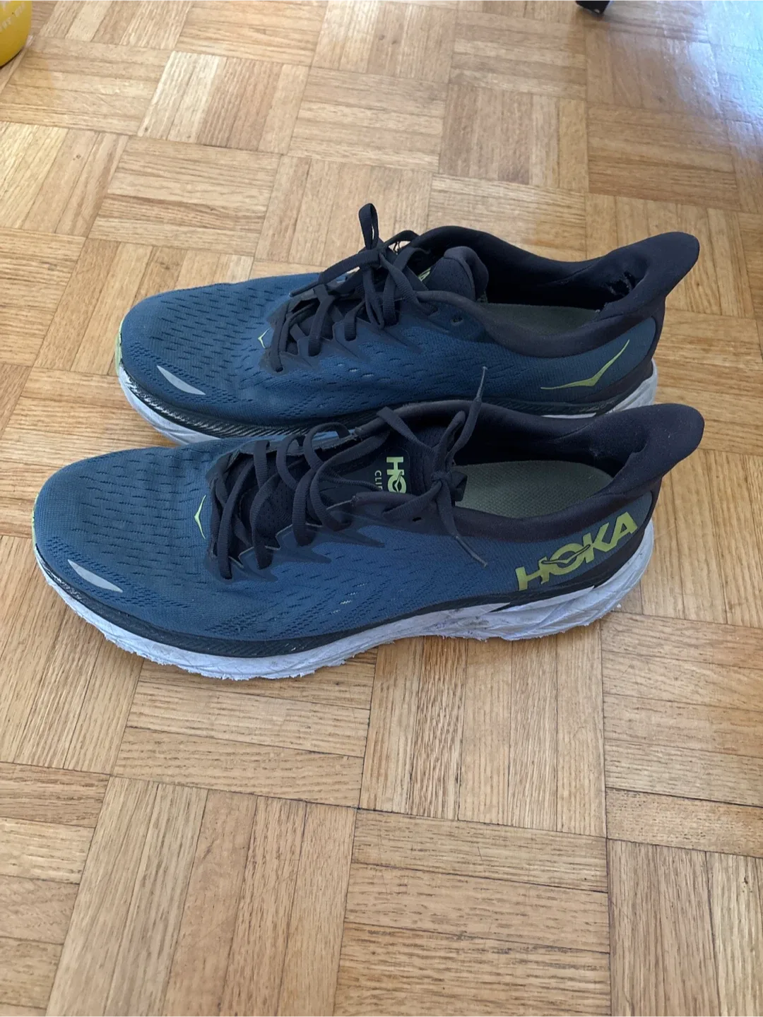 Hoka Clifton 8 Blue Running Shoes - US 12