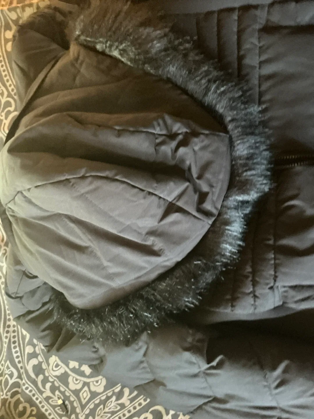 Michael Kors Black Puffer Jacket - Size XL image indicator(4)