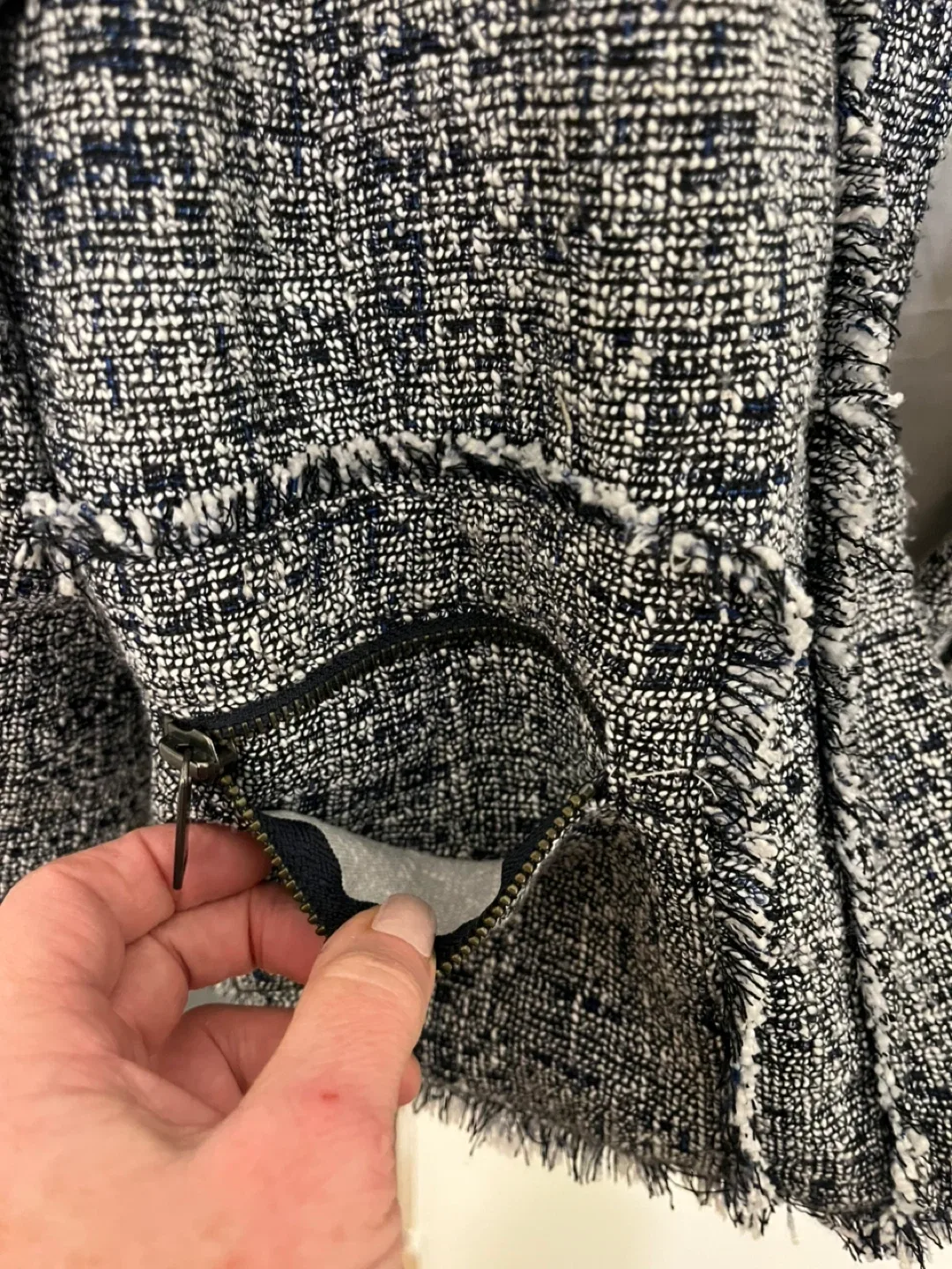 Banana Republic Tweed Jacket - Petite Size 6 image indicator(6)