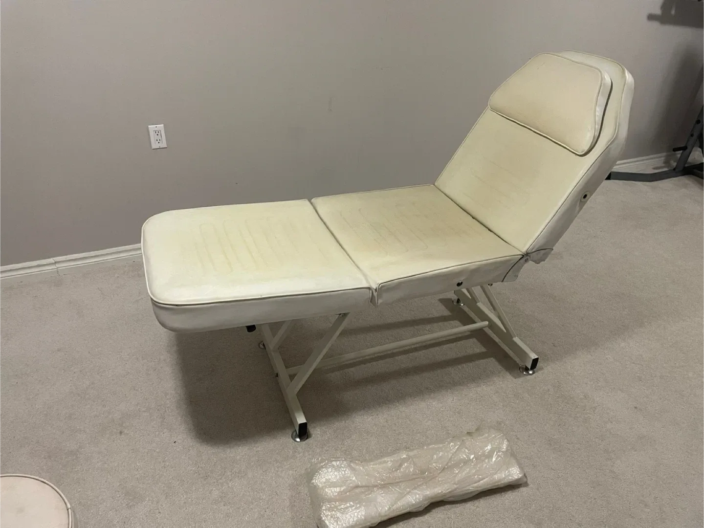 Massage Bed/Facial bed/Chair image indicator(3)