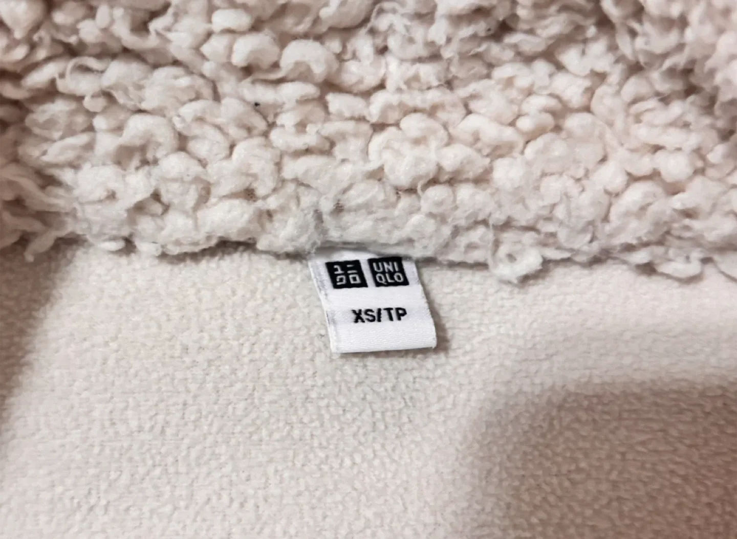 Uniqlo XS Teddy Coat image indicator(2)