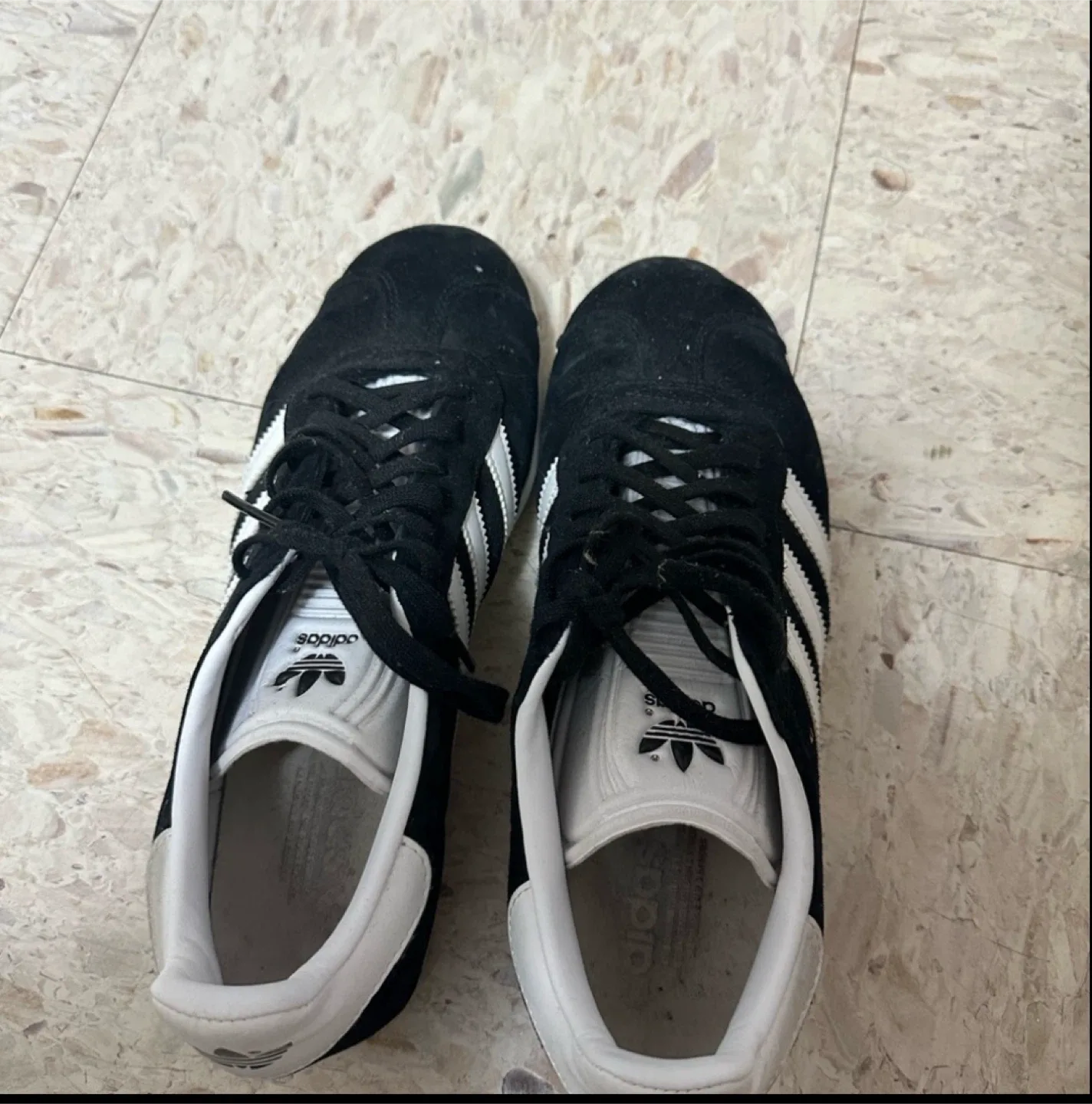 Adidas Gazelle Black & White - Size 8.5 image indicator(3)