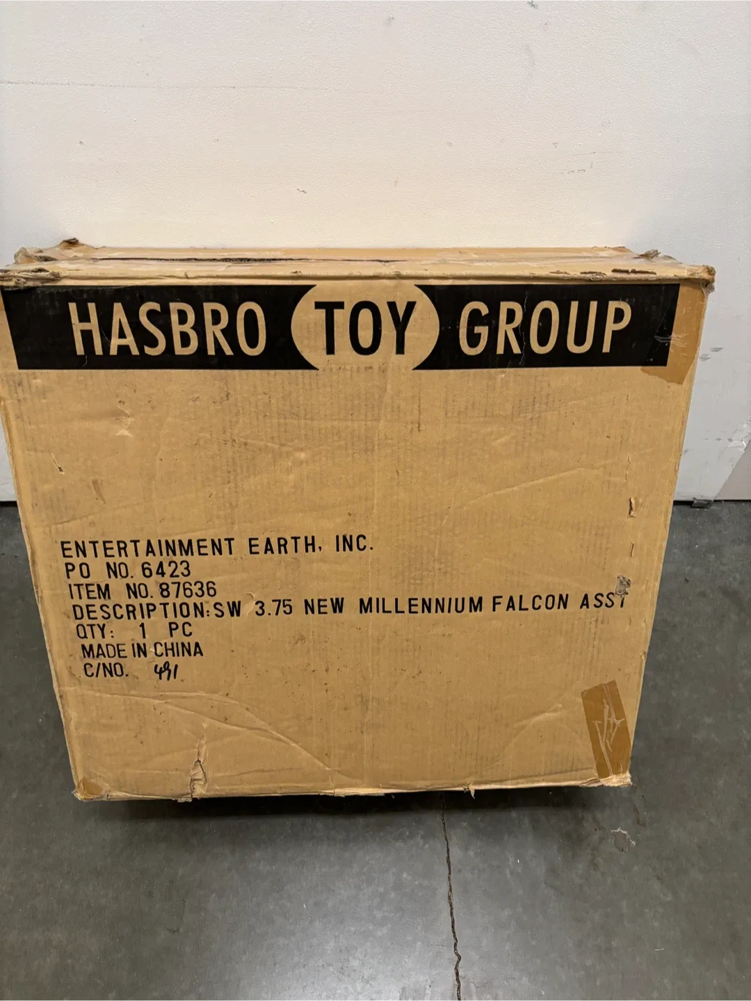 Star Wars Legacy Collection Millennium Falcon image indicator(3)