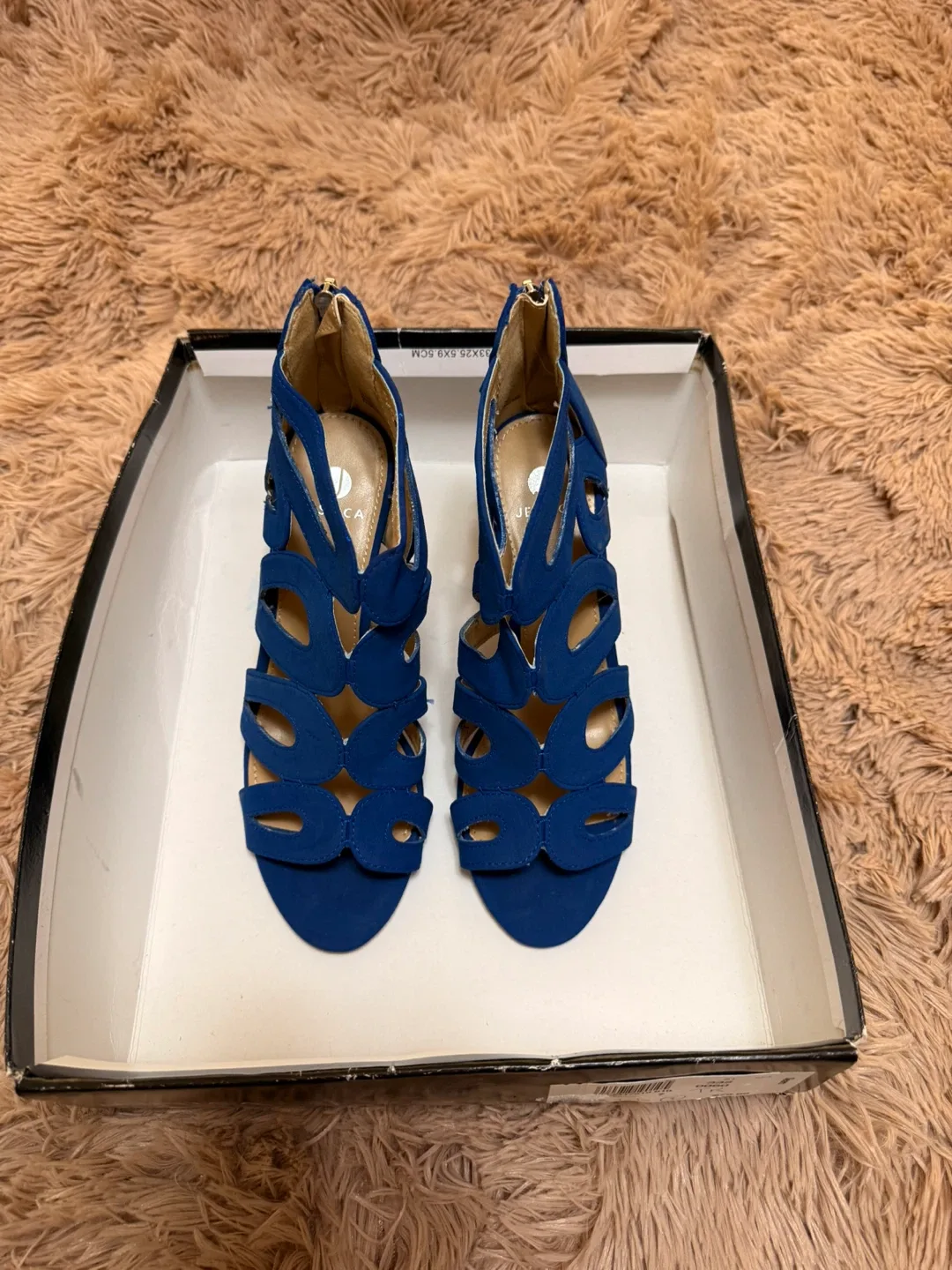 Jessica heels image indicator(2)