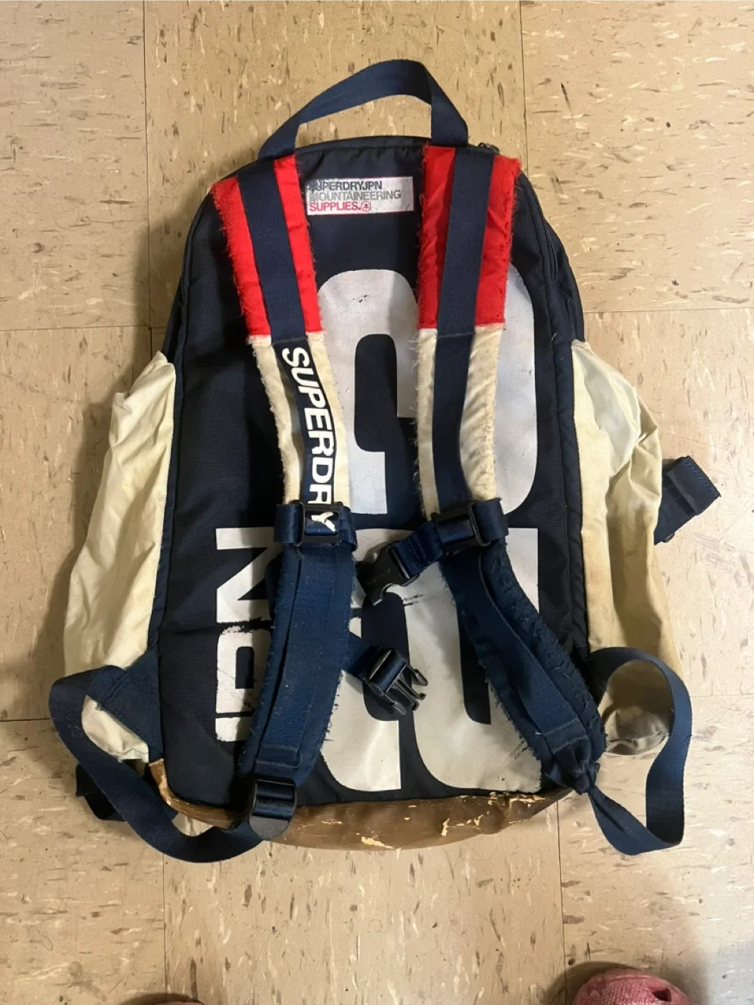 Superdry Backpack image indicator(2)