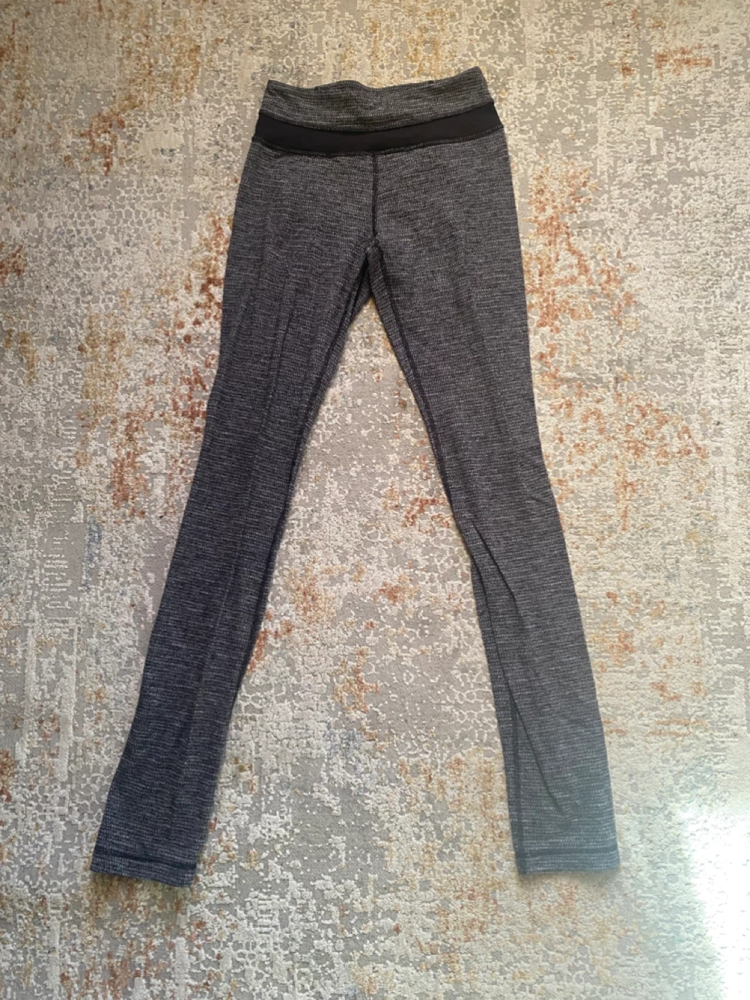 Lululemon Yoga Pants - Size 6