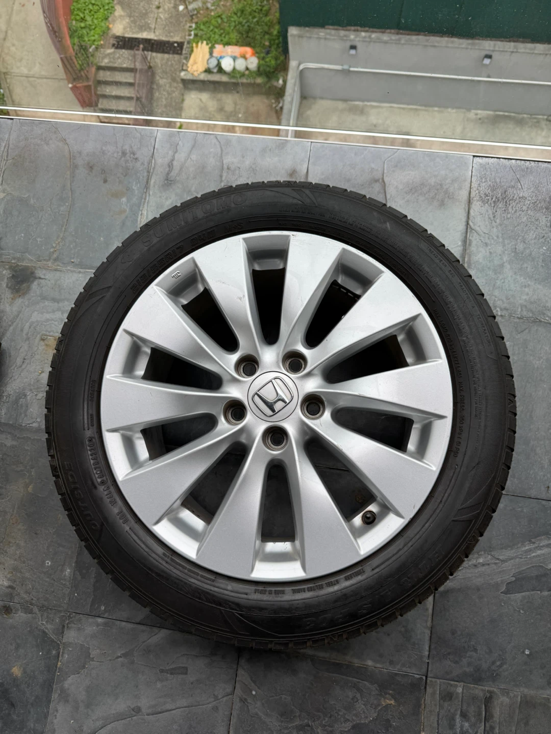 Honda Silver Wheel & Tire - photo 2
