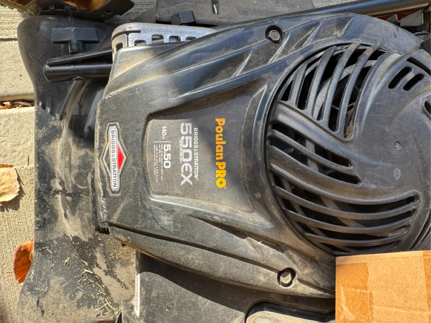 Poulan Pro 550EX Briggs & Stratton Lawn Mower - photo 3