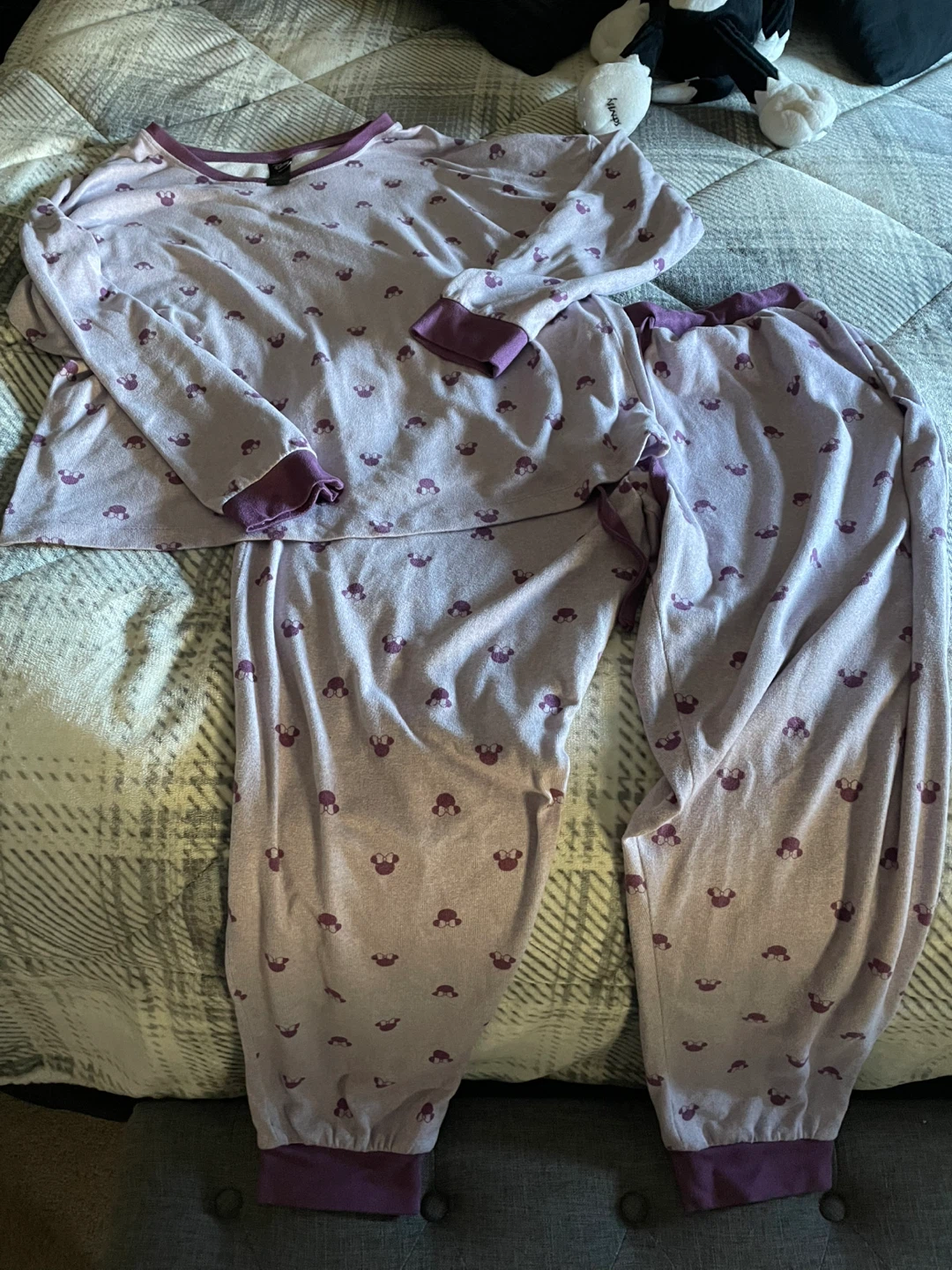 Disney Pajama Set - Size L - photo 3