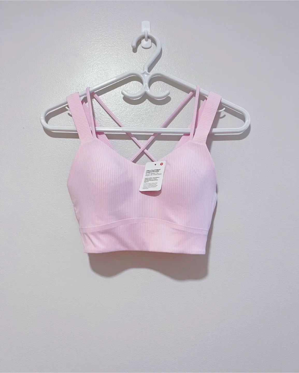 Brand New Lululemon Like a Cloud Bra - Size 4 thumbnail