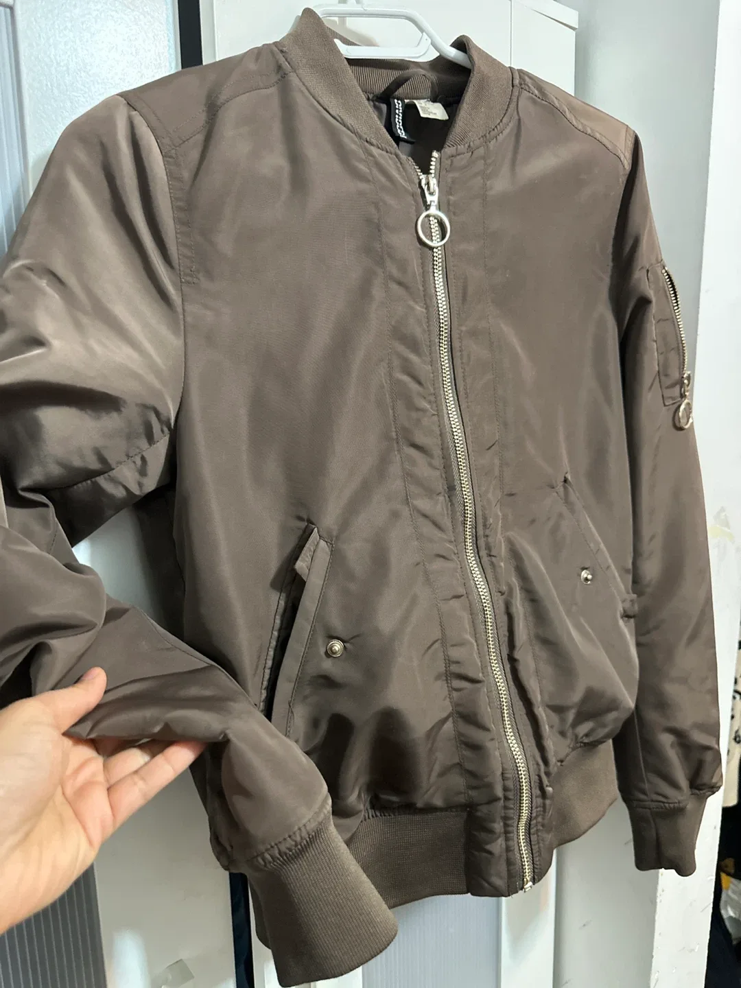 H&M Divided Brown Bomber Jacket - Size US 4 image indicator(3)