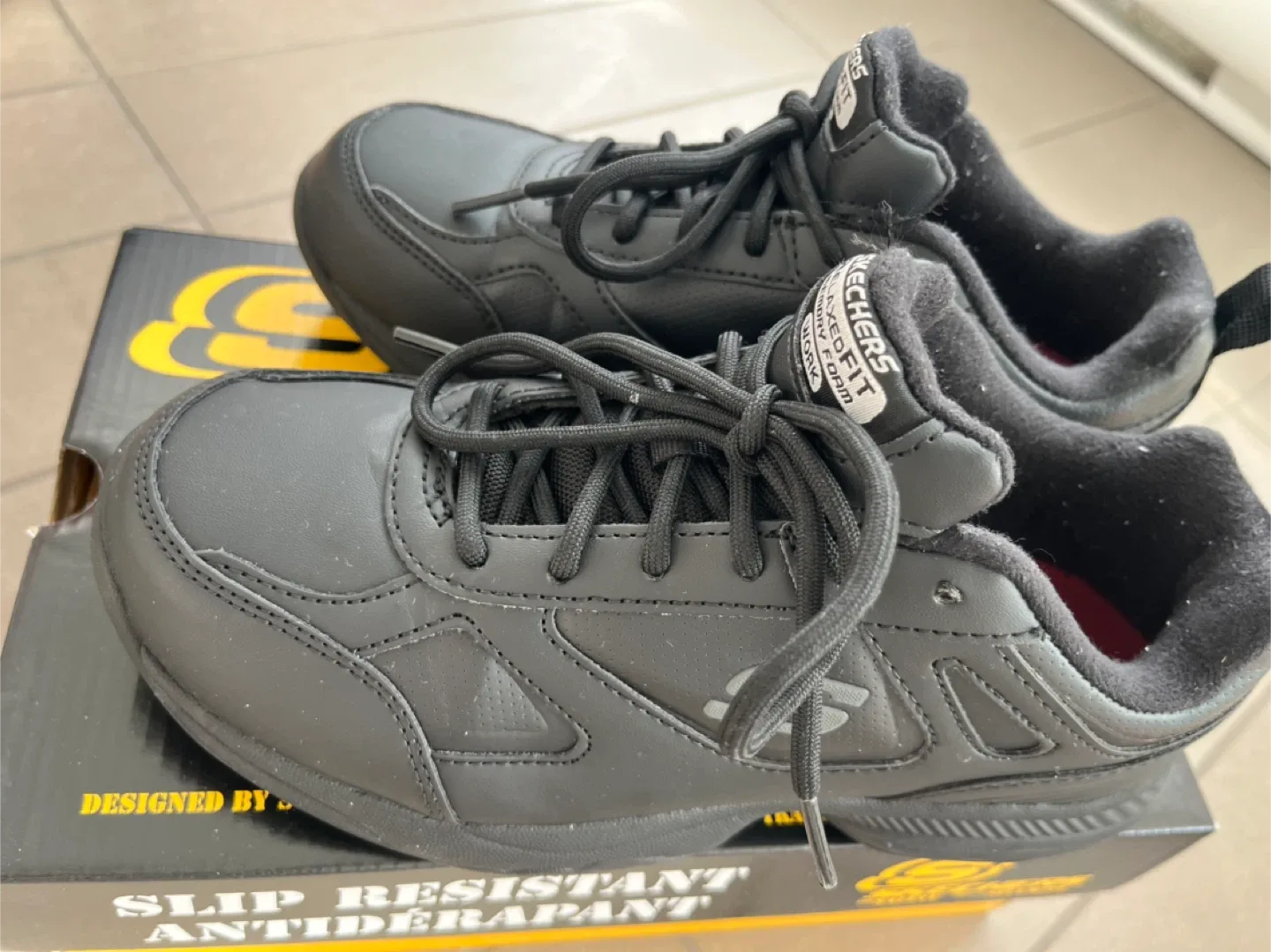 Skechers Relaxed Fit Work Shoes - Size 6 image indicator(4)