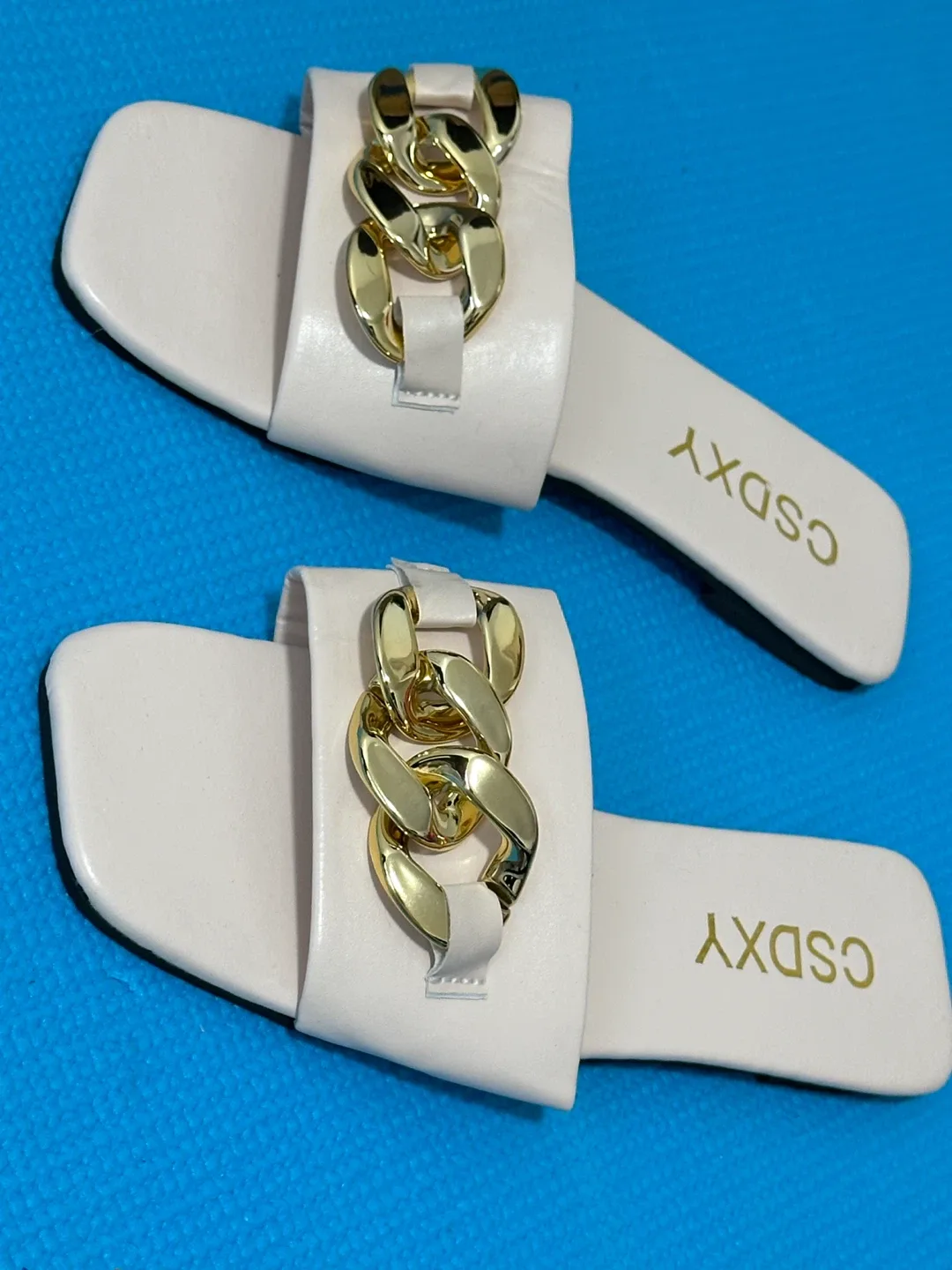 CSDXY Cream Slides with Gold Chain - Size 36 image indicator(2)