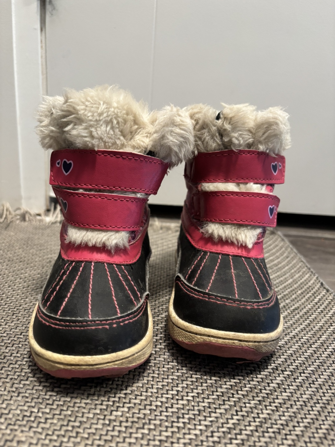 Riley G Snow Boots - Size 5 - photo 2