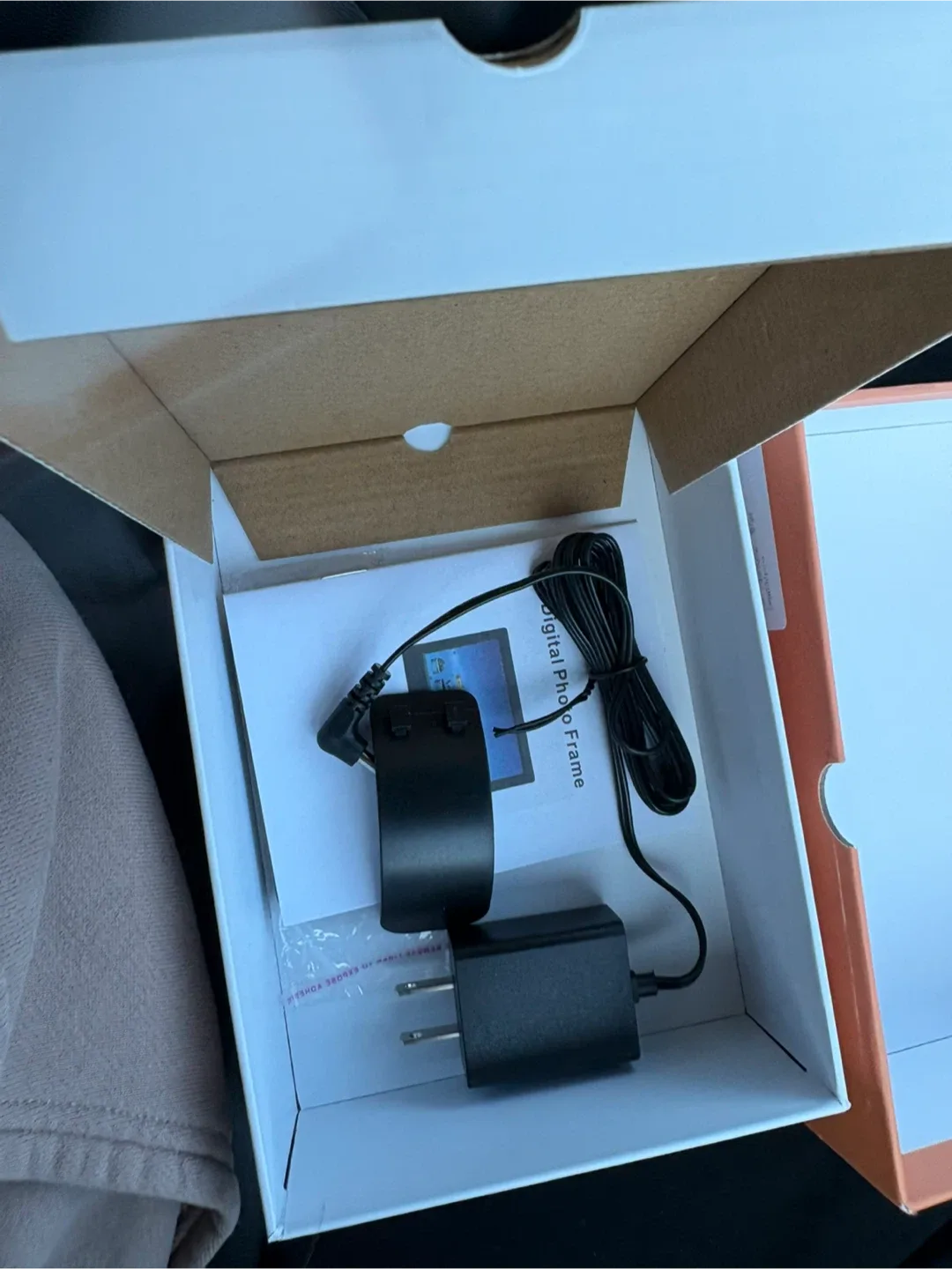 7 Inch Digital Picture Frame -  New! image indicator(4)