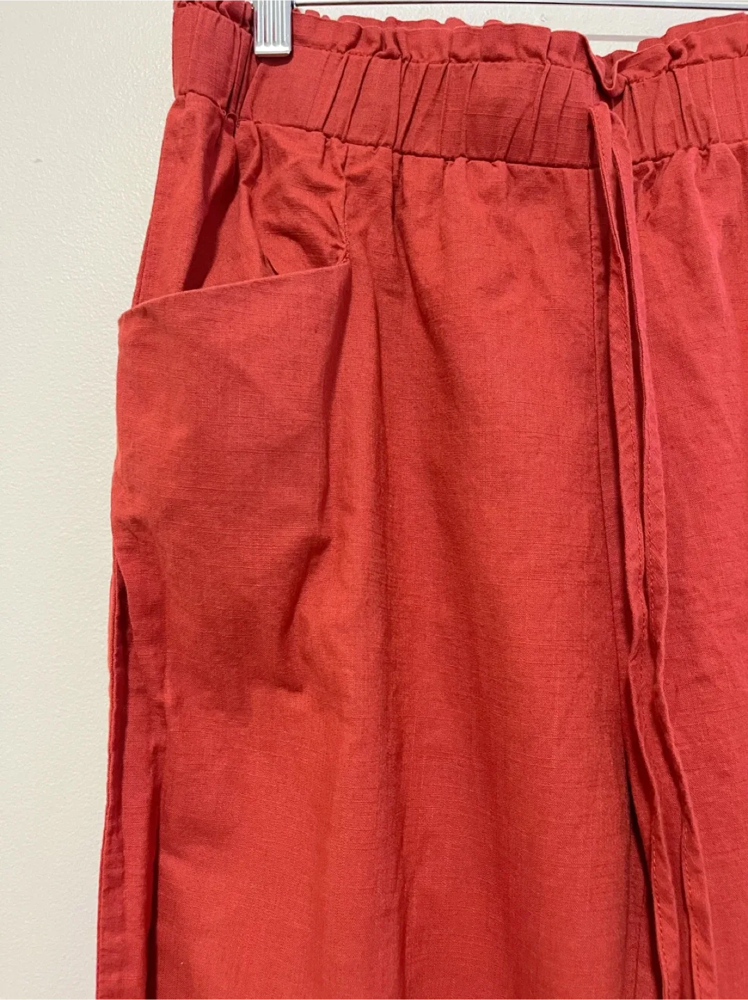 New-Women’s Linen Pants - Size XL image indicator(3)