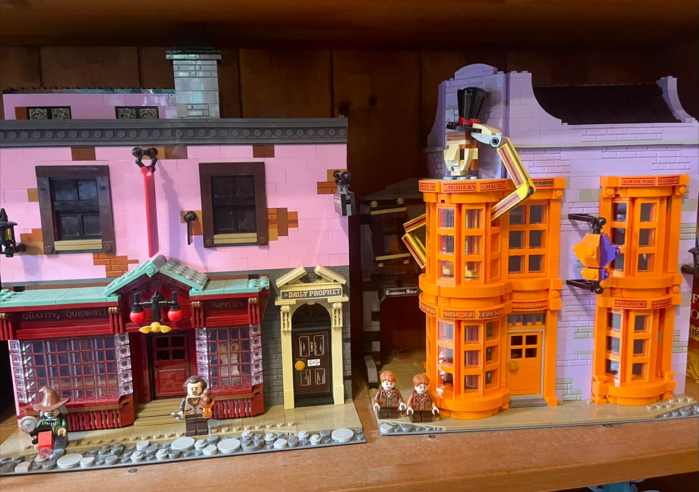 Harry Potter Diagon Alley Collectors Set image indicator(3)