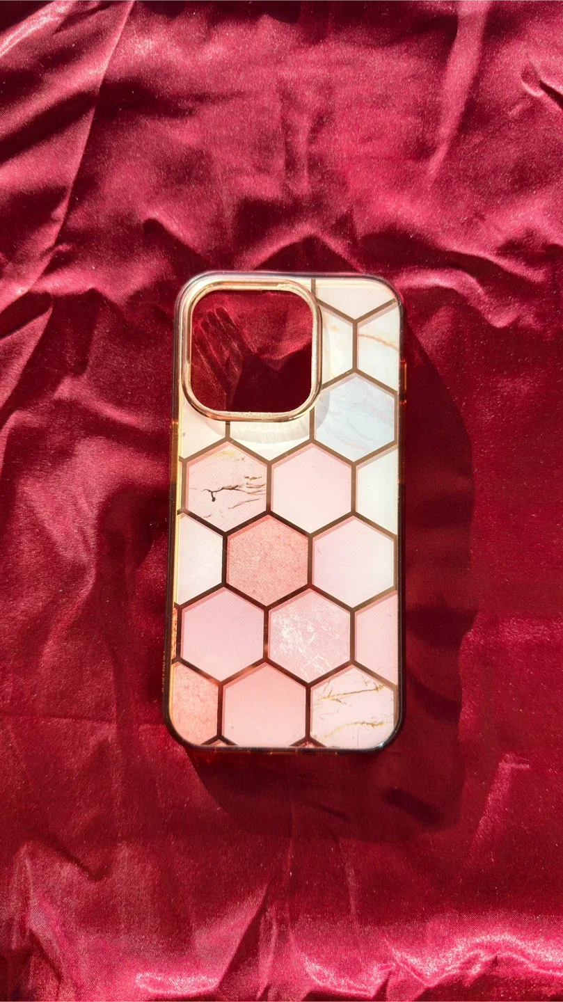 iPhone 15 pro Case. image indicator(7)