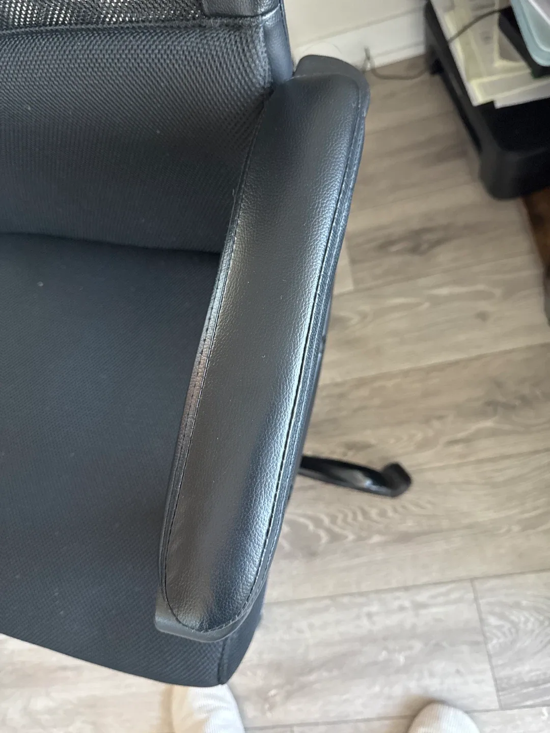 Black Ergonomic Office Chair image indicator(2)