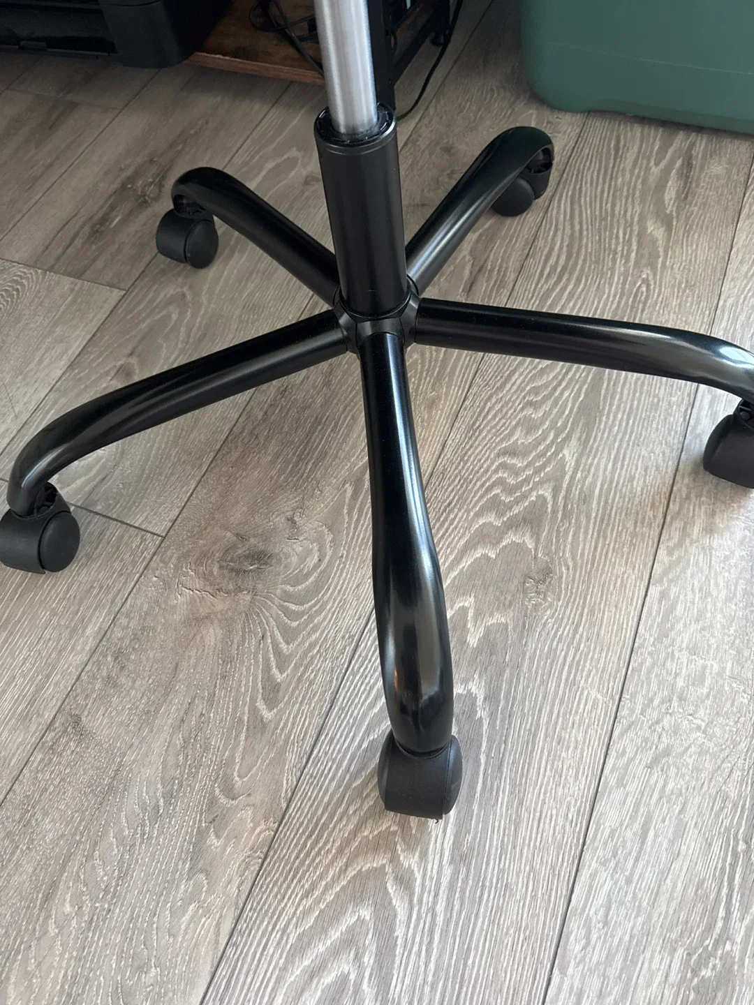 Black Ergonomic Office Chair image indicator(5)