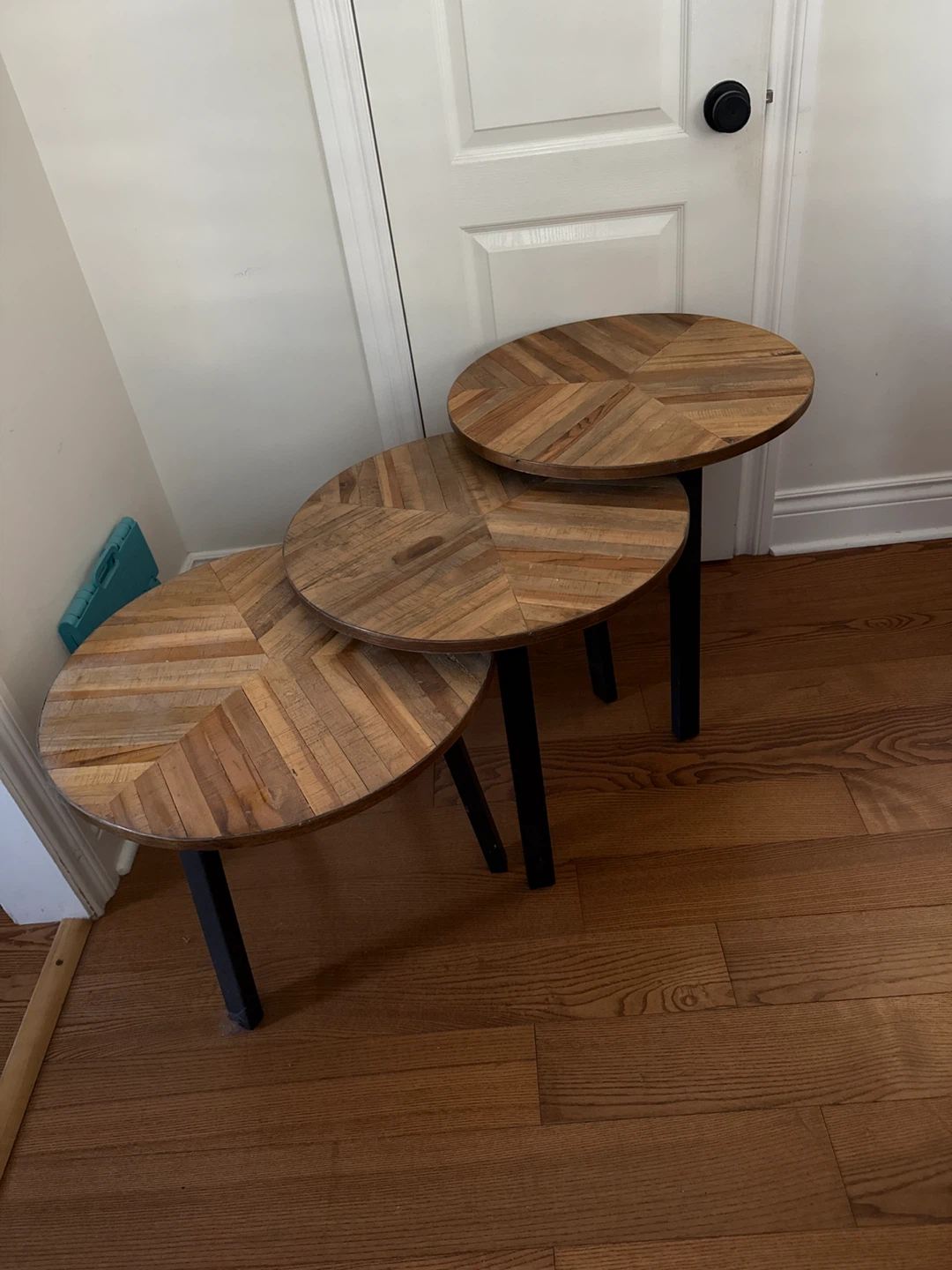 Set of 3 Nesting Side Tables