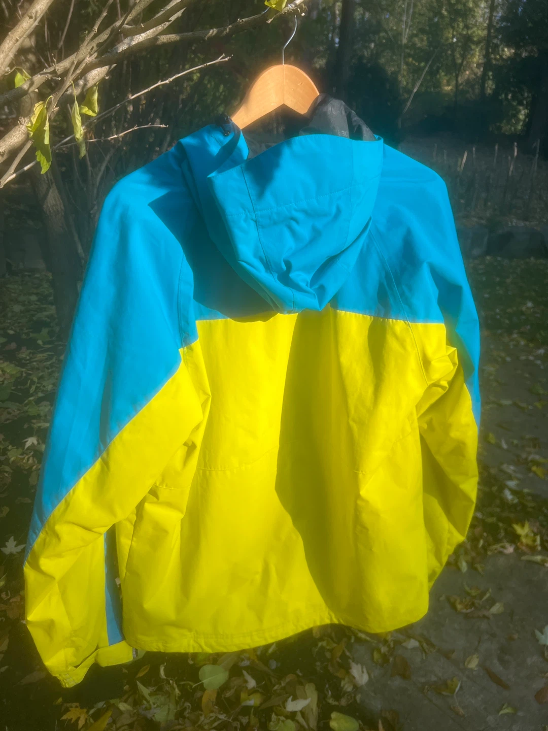 WestBeach Snowboard Jacket - Blue & Yellow - photo 2