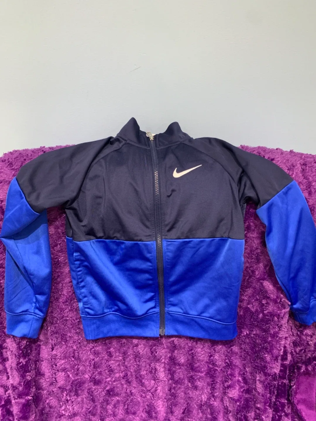 Nike Track Jacket - Size L (6-7 yrs) thumbnail