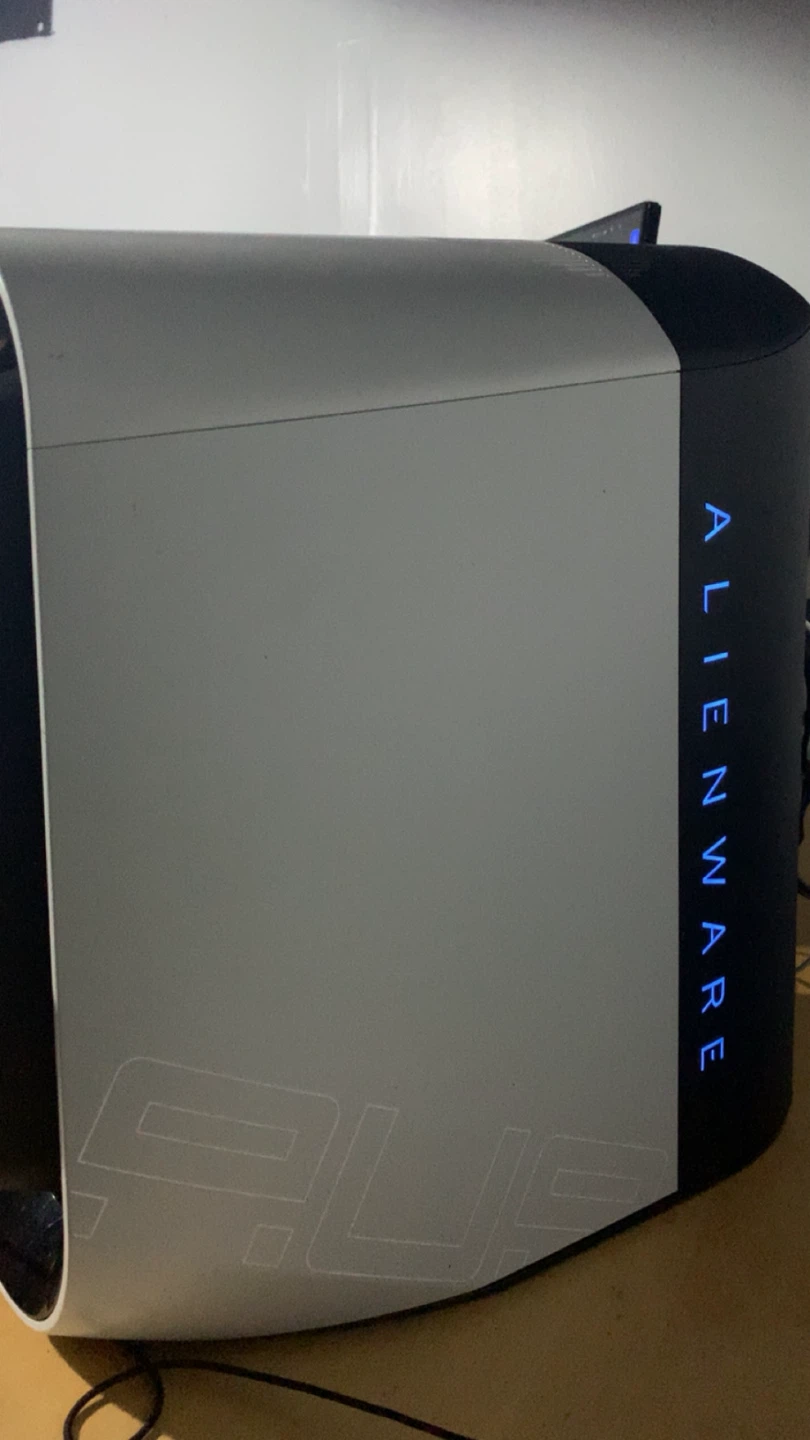 Alienware Aurora R10 Gaming PC – Ryzen 9 5900X / RTX 3080 - photo 4