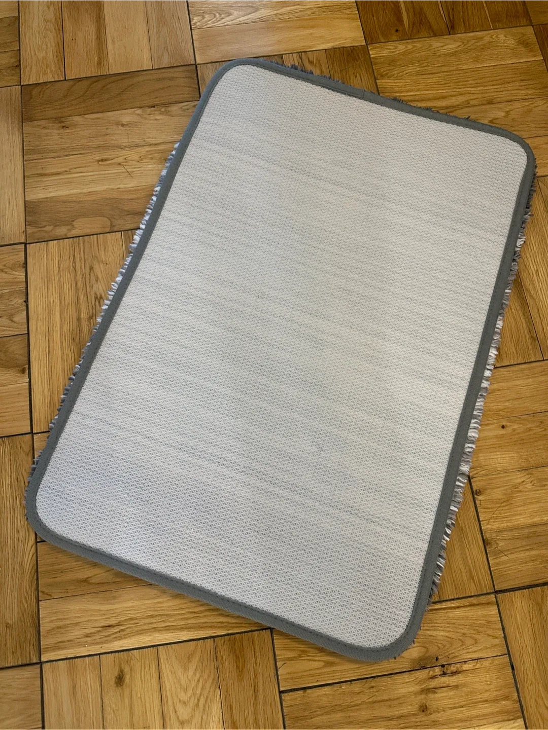 Gray Washable Bathroom Rug Mat image indicator(2)