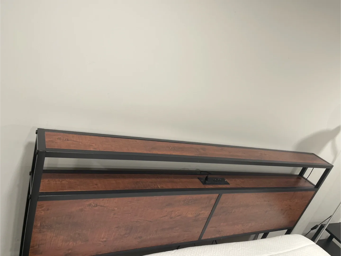 Queen Size Bed Frame with USB Ports image indicator(2)