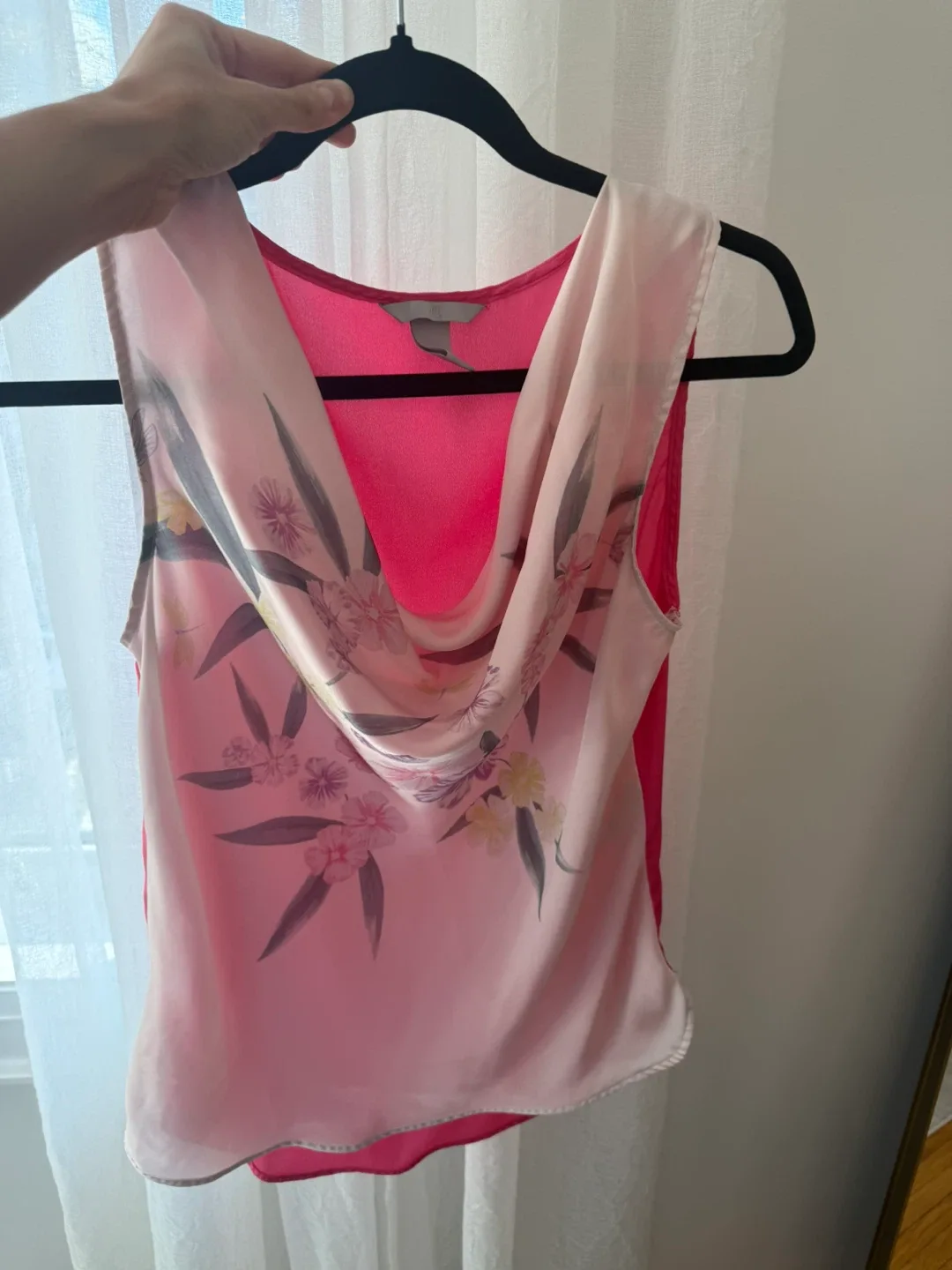 Forever 21 Pink Floral Sleeveless Blouse - Size S