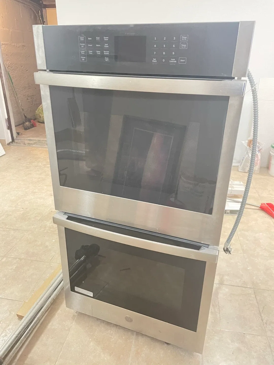 GE Stainless Steel Double Wall Oven image indicator(2)