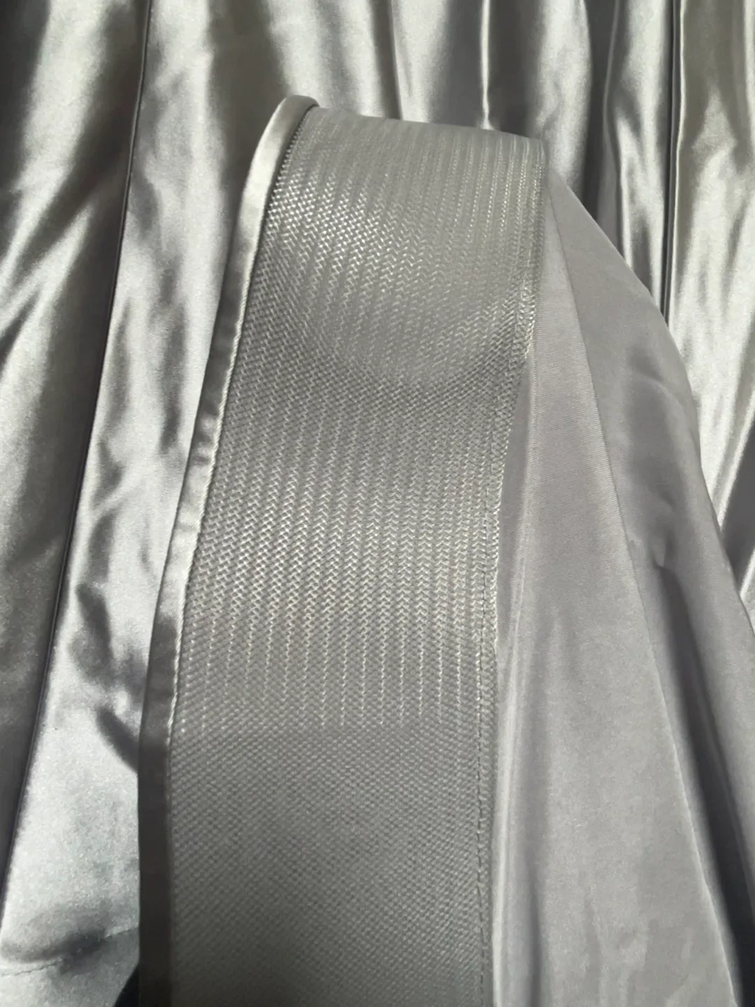 BNWT unaltered Sherri Hill Silver Dress - Size 4 image indicator(6)