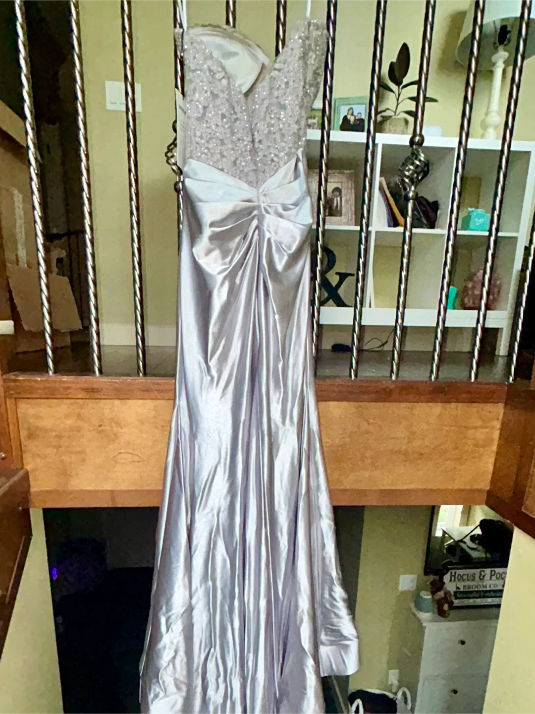 BNWT unaltered Sherri Hill Silver Dress - Size 4 image indicator(10)