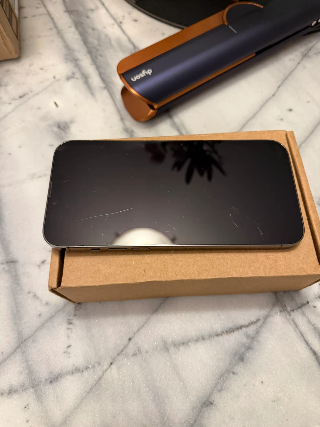 Apple iPhone 13 Pro Max - photo 2